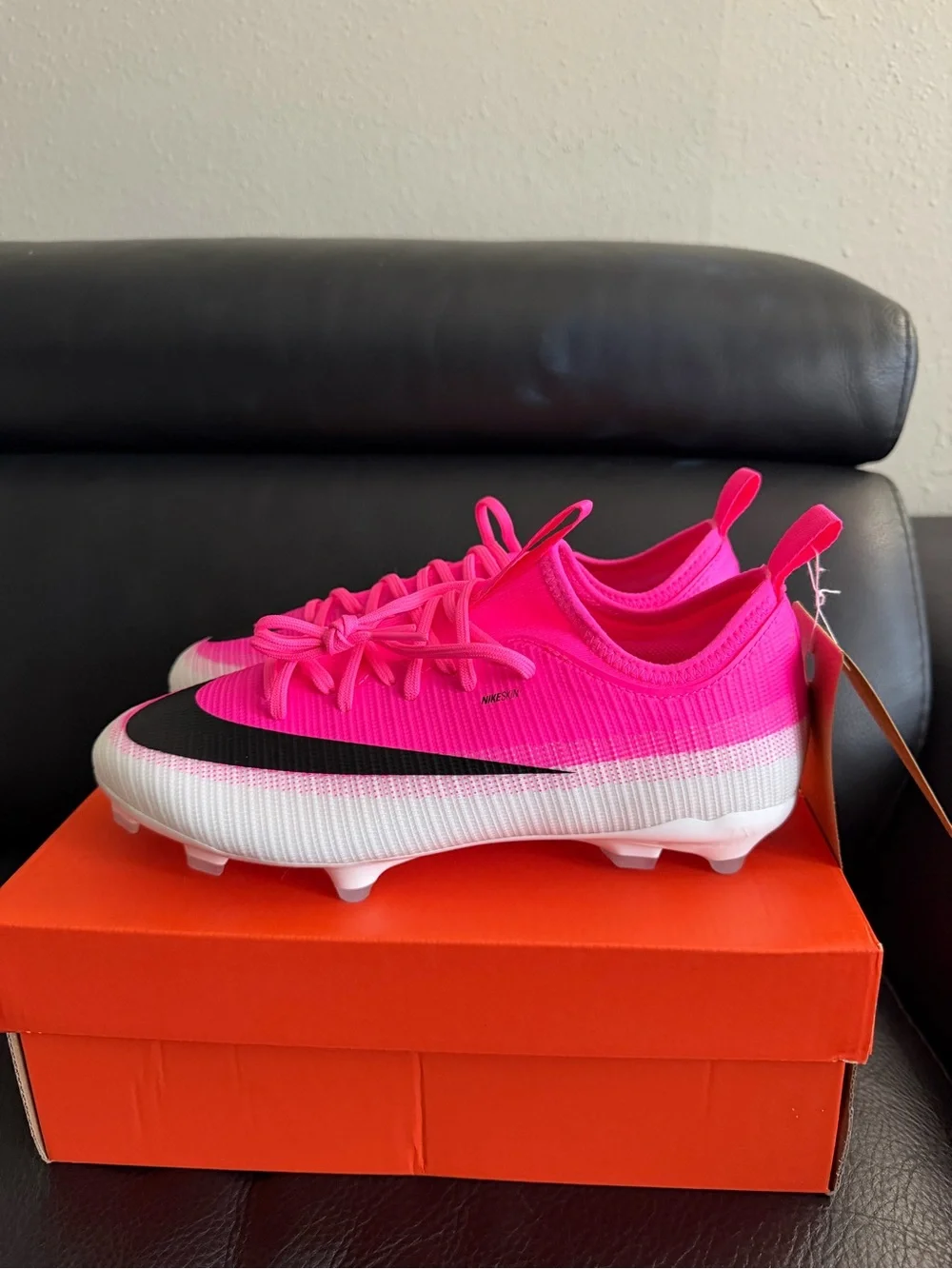 Nike Jr Mercurial Vapor 17 Academy FG/MG Soccer Cleats 5Y Pink Black NWT